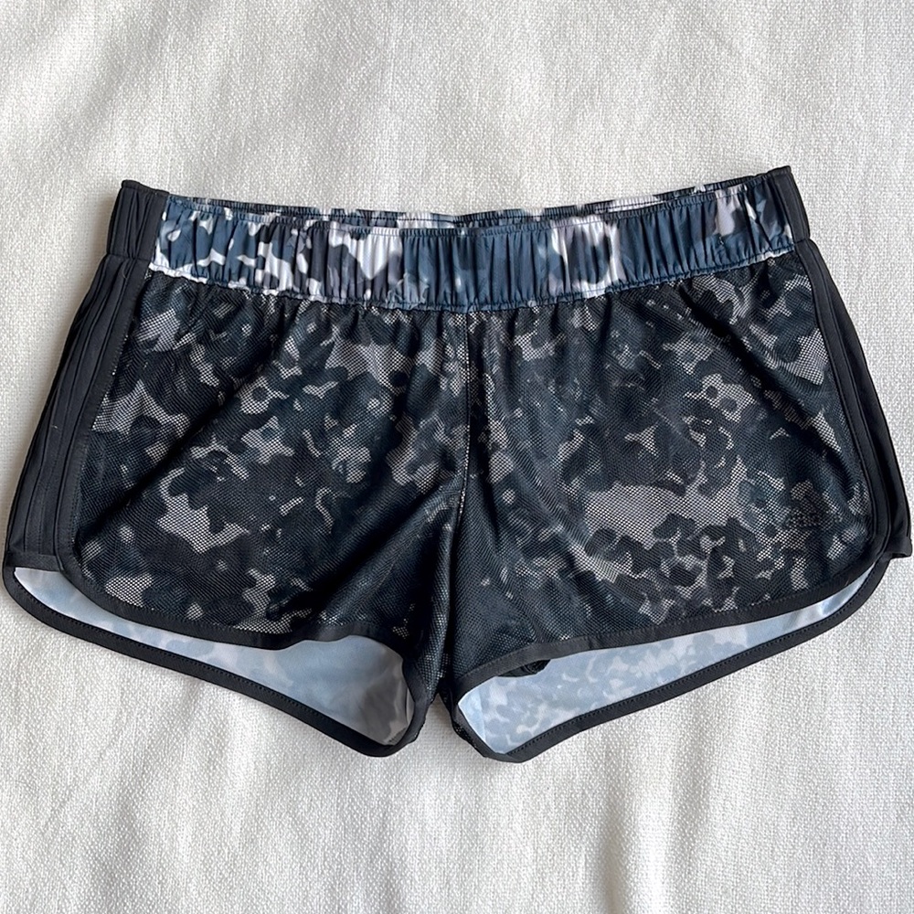 ADIDAS climalite‎ shorts size L